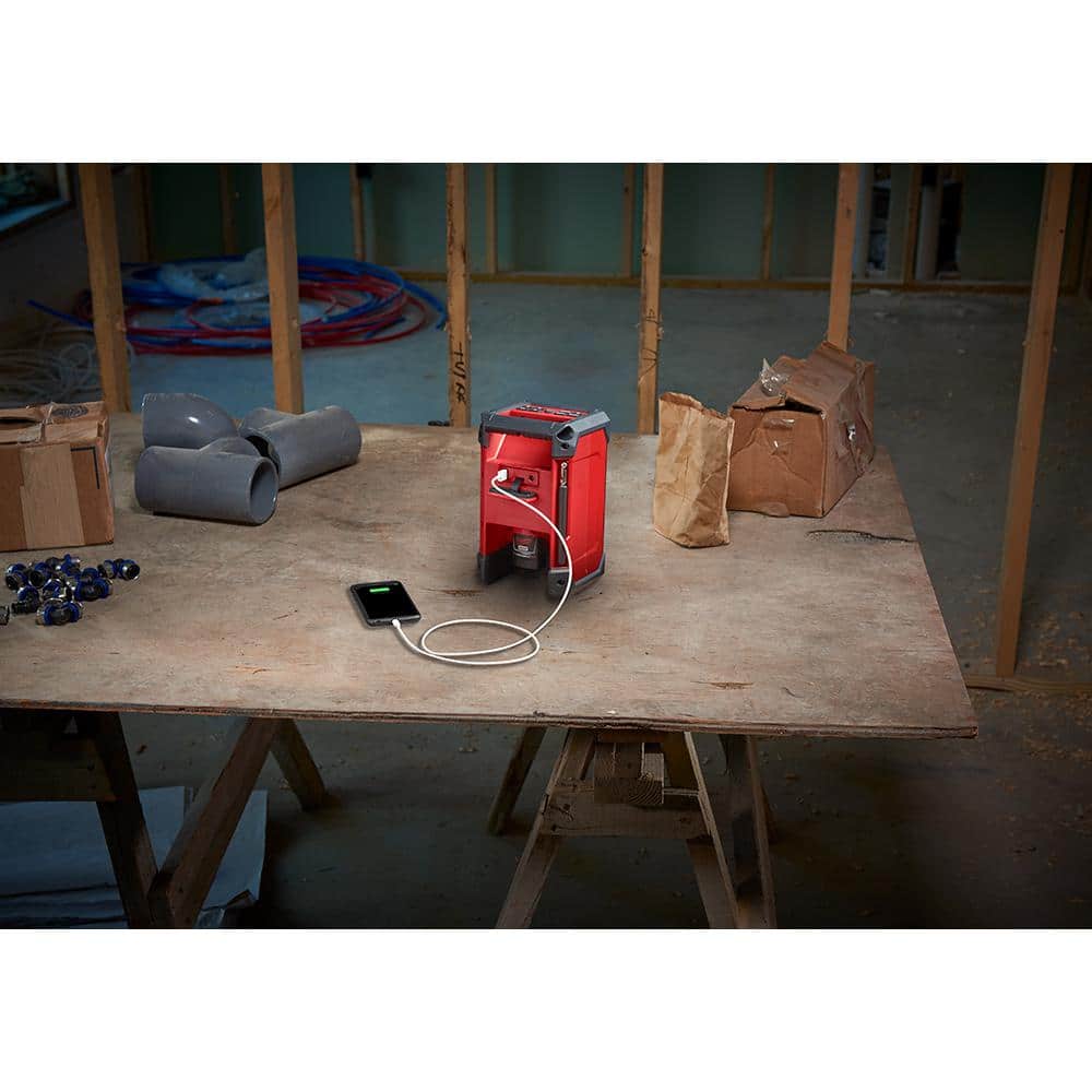 M12 12V Lithium-Ion Cordless Bluetooth/AM/FM Jobsite Radio with M12 12V Lithium-Ion CP High Output 2.5Ah Battery Pack